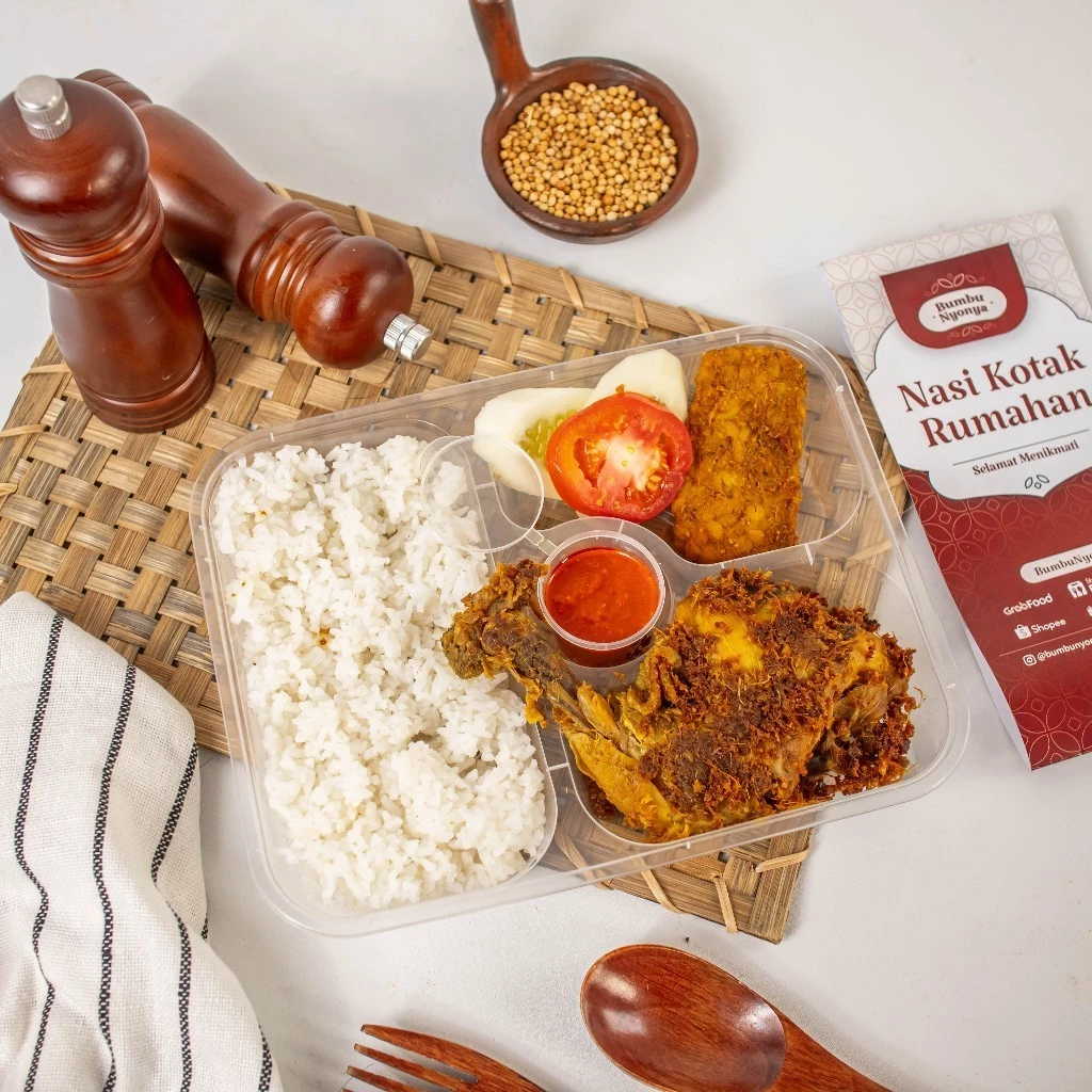 Nasi Ayam Goreng Bumbu Kuning